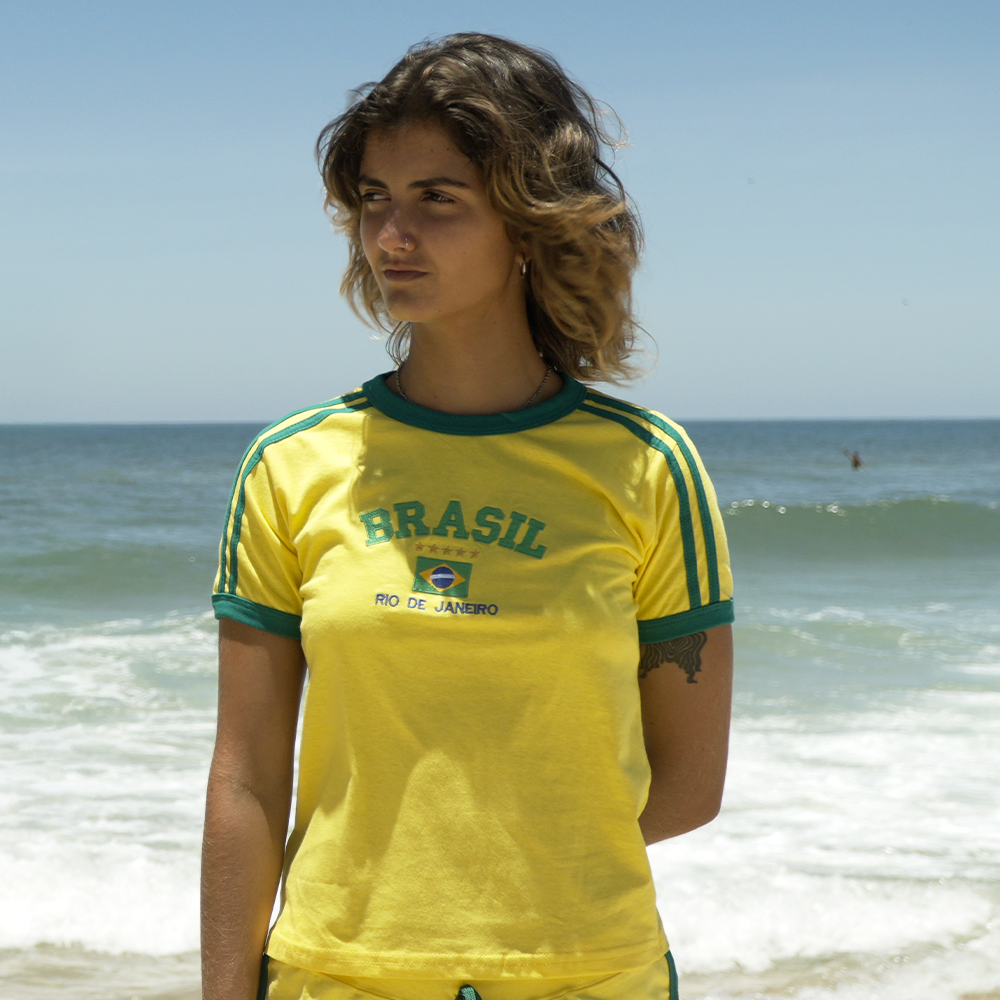 Camiseta Bordada Baby Look